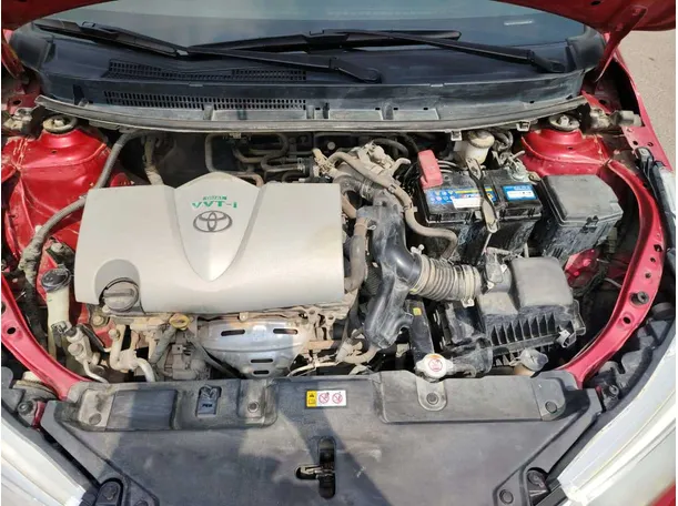 Car image 40