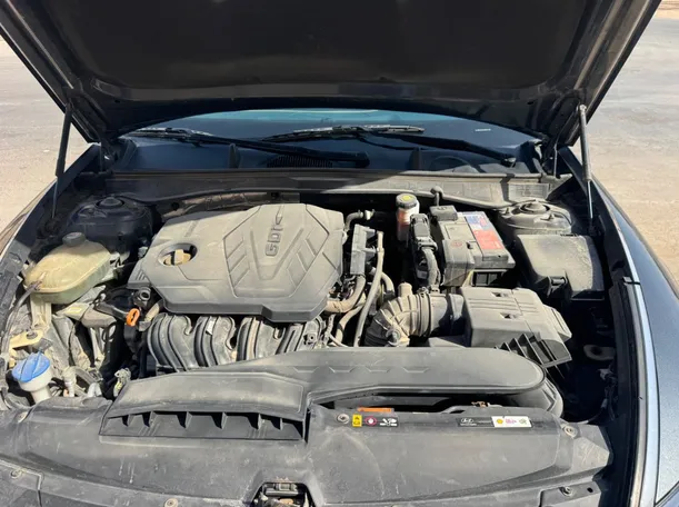 Car image 22