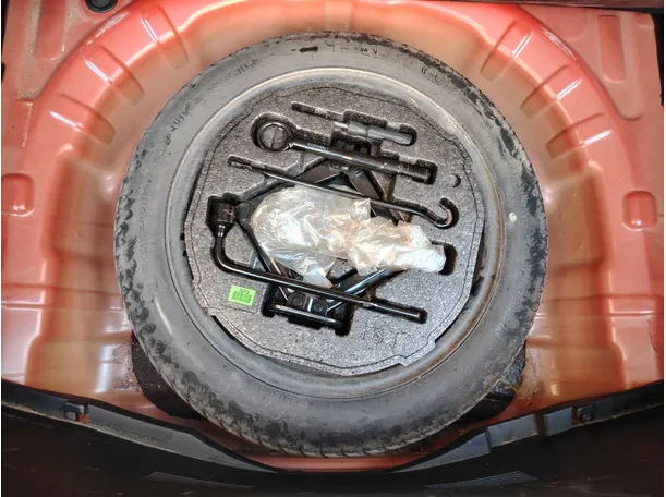 Car image 33