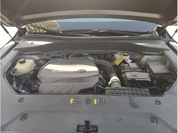 Car image 21