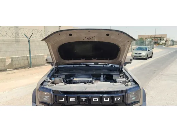 Car image 32