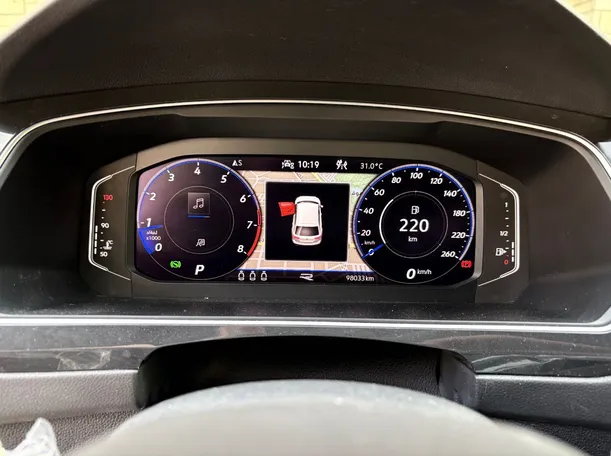 Car image 23