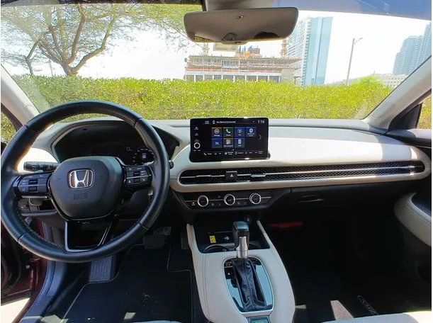 Car image 15