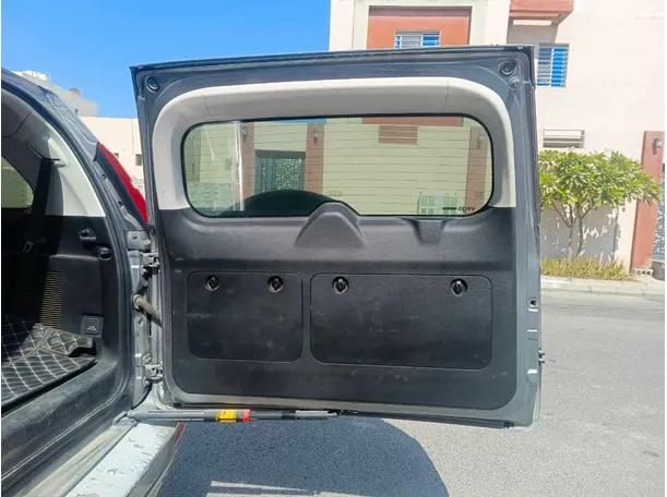Car image 33