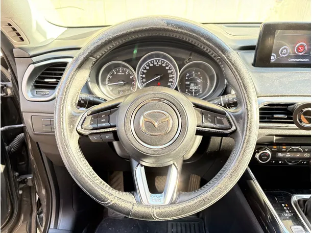 Car image 22