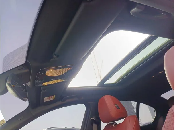 Car image 23