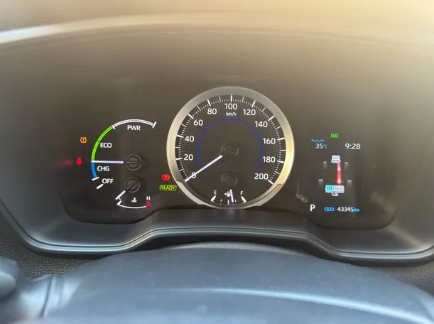 Car image 19