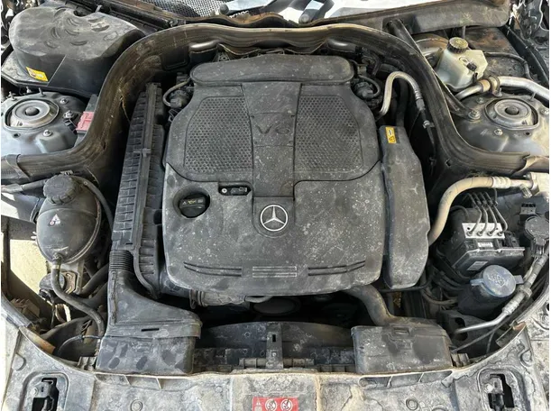 Car image 27
