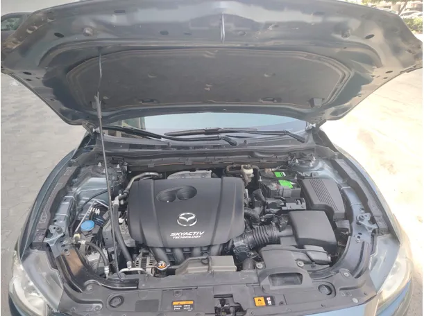 Car image 26