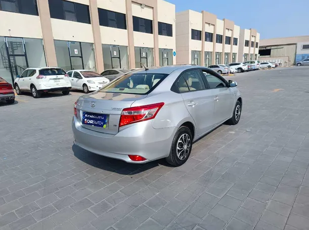 Car image 5