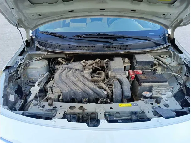 Car image 29