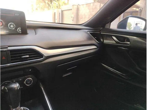 Car image 22