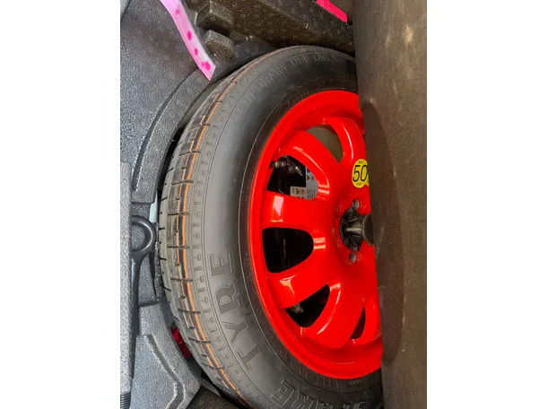 Car image 22