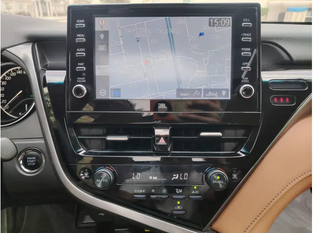Car image 19
