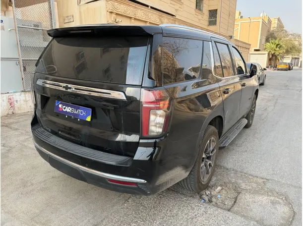 Car image 5