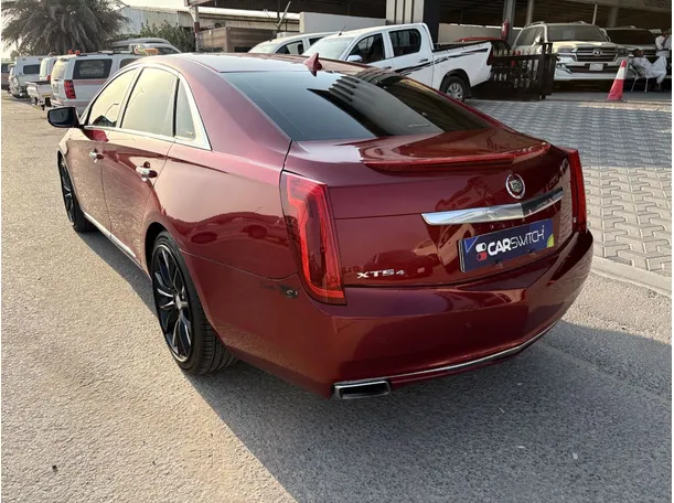 Car image 7