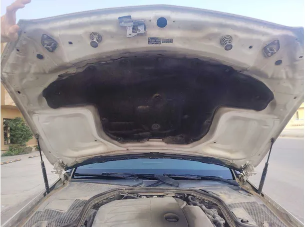 Car image 35