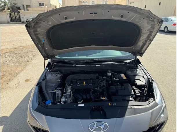 Car image 24