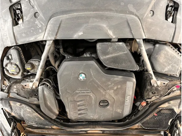 Car image 27