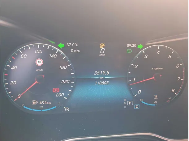Car image 17