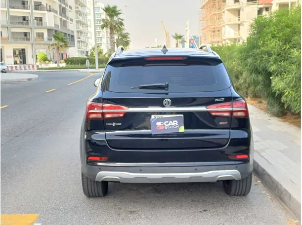Car image 6