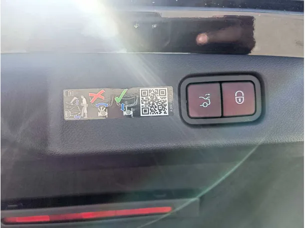 Car image 31