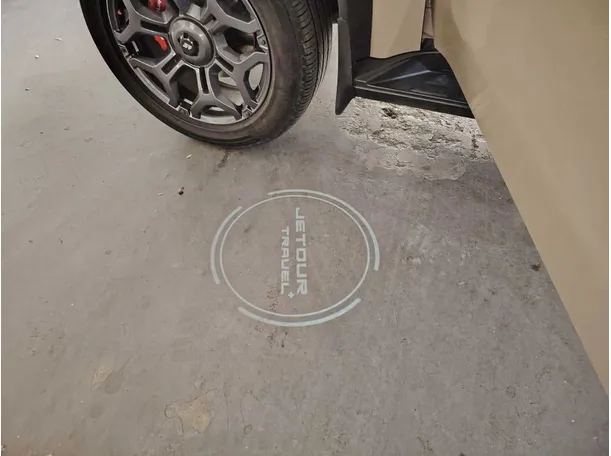 Car image 46