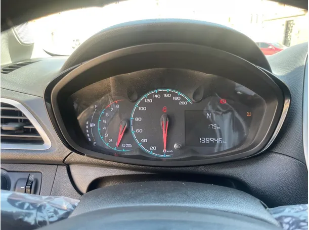 Car image 21