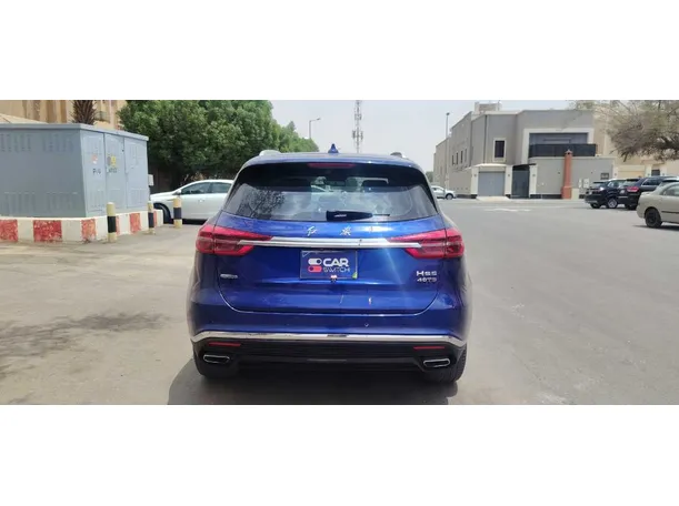 Car image 6