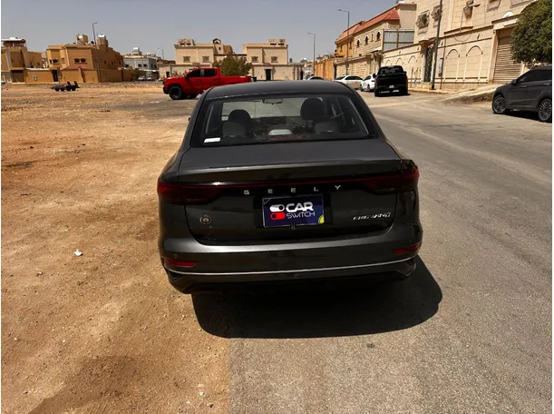 Car image 6