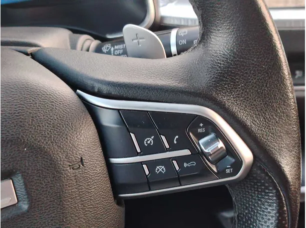 Car image 31
