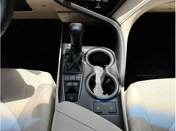 Car image 20