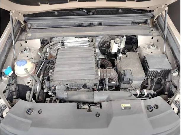 Car image 31