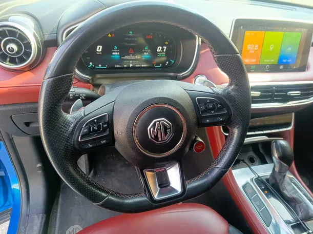 Car image 23