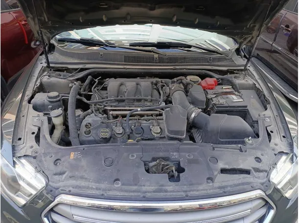 Car image 21