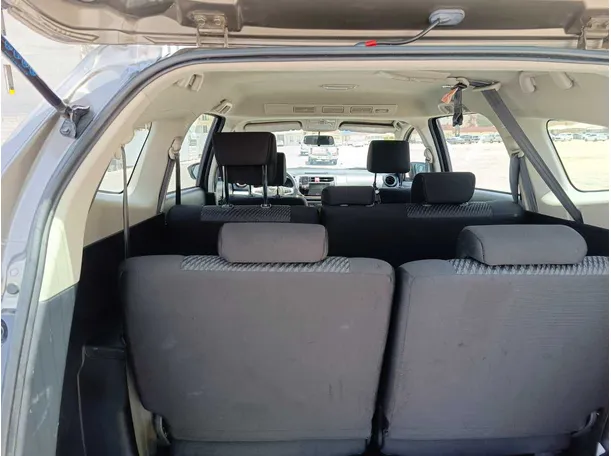 Car image 32