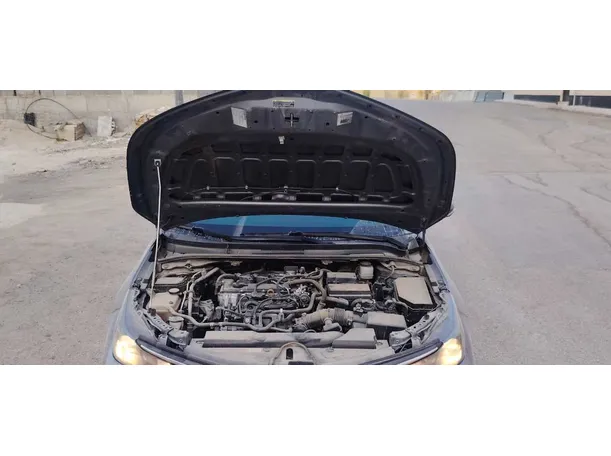 Car image 25