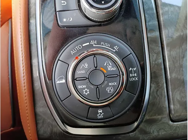 Car image 23