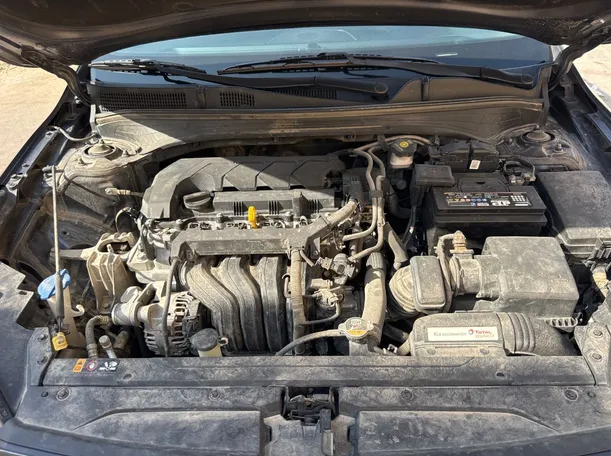 Car image 21