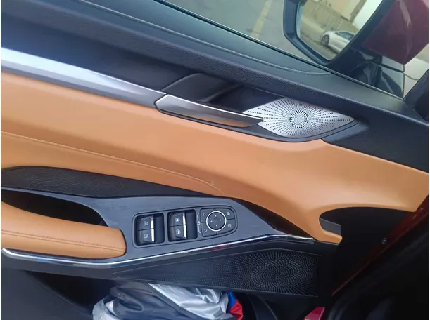 Car image 31