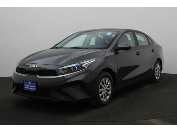 2022 كيا سيراتو في الإمارات