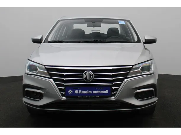 Car image 11