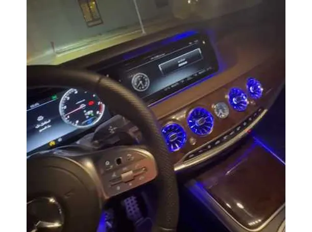 Car image 25