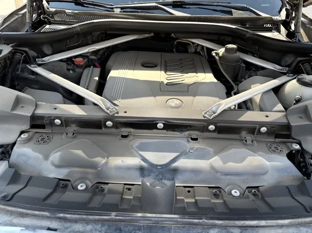 Car image 31