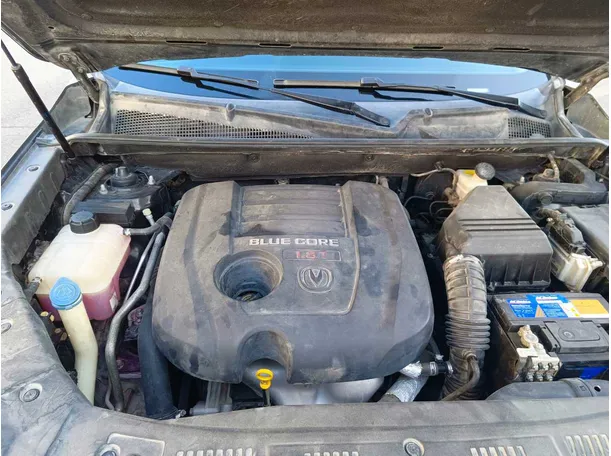 Car image 36