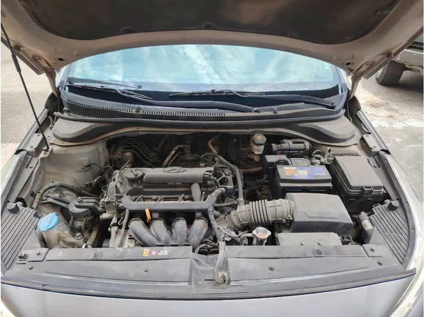Car image 40