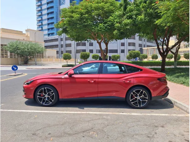 Car image 8