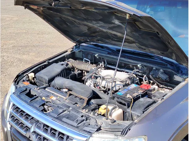 Car image 32