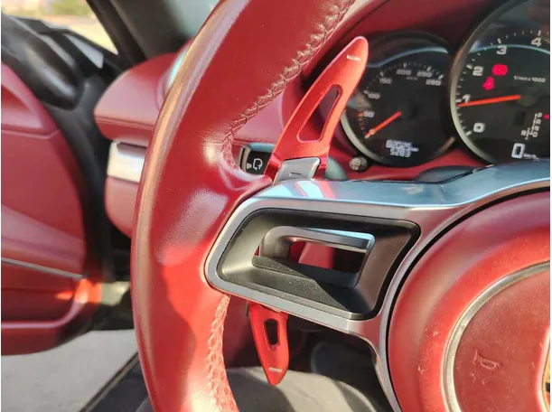 Car image 38
