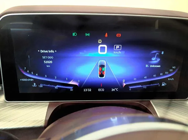 Car image 20